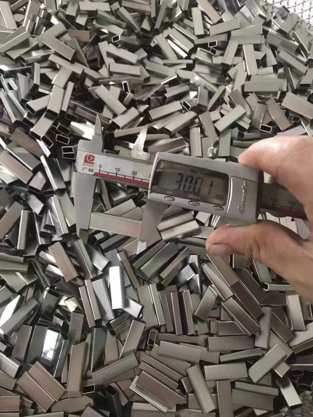 汽配不銹鋼件 汽配不銹鋼件